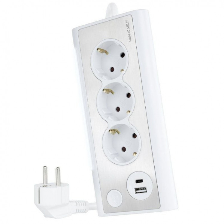 Regleta con interruptor nanocable 10.37.0013-w/ 3 tomas de corriente/ 1 usb/ 1 usb tipo-c/ cable 1.5m/ blanca